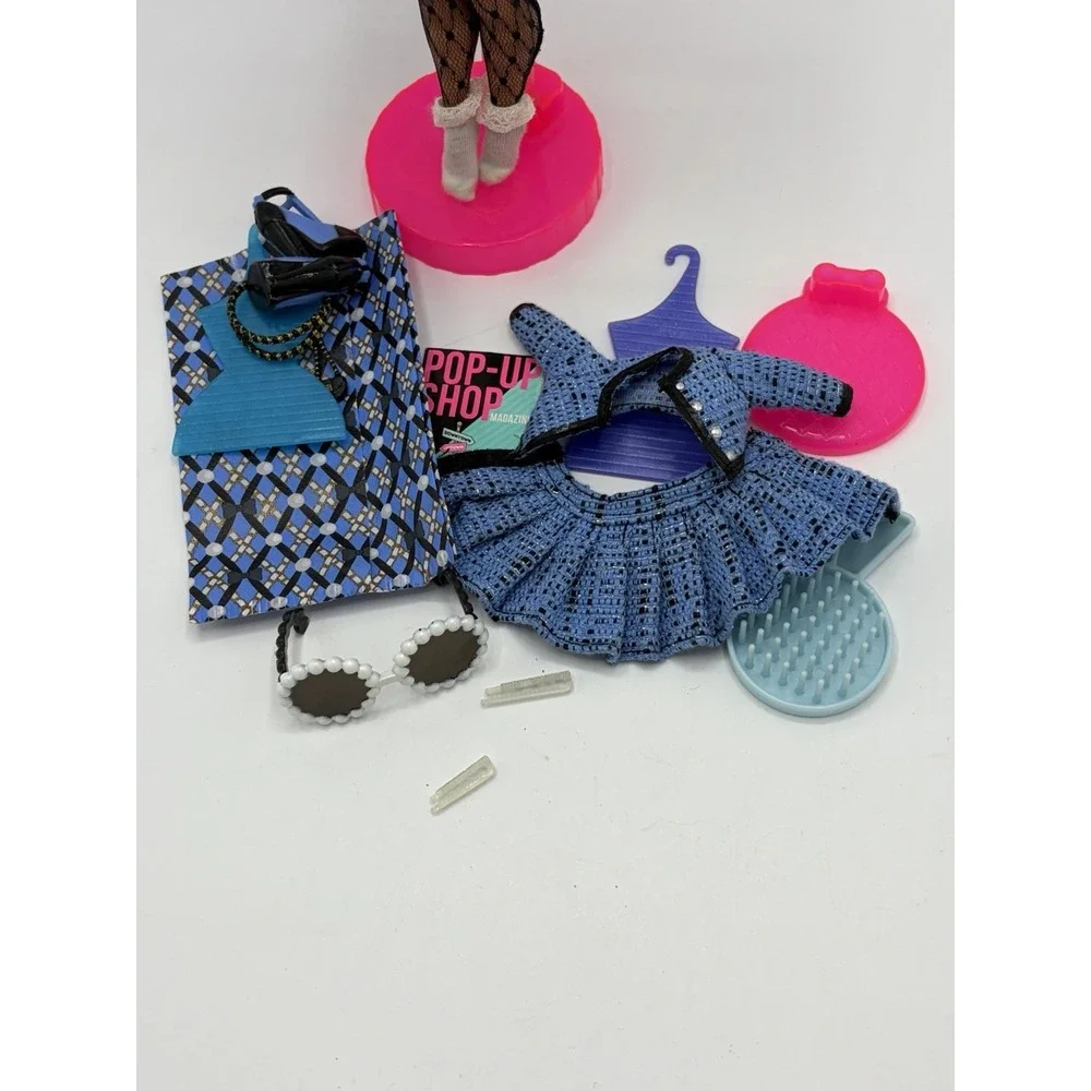 LOL Surprise OMG Uptown Girl Fashion Doll 9 Inch With Stand and Accessories MGA